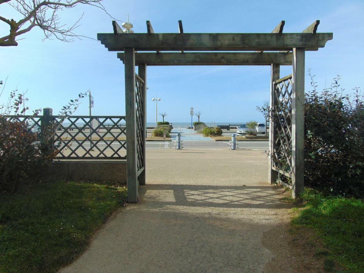 Appartement Vue Sur Mer Saint-Jean-de-Monts Exterior photo